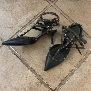 Valentino Garavani Rockstud ankle strap pumps